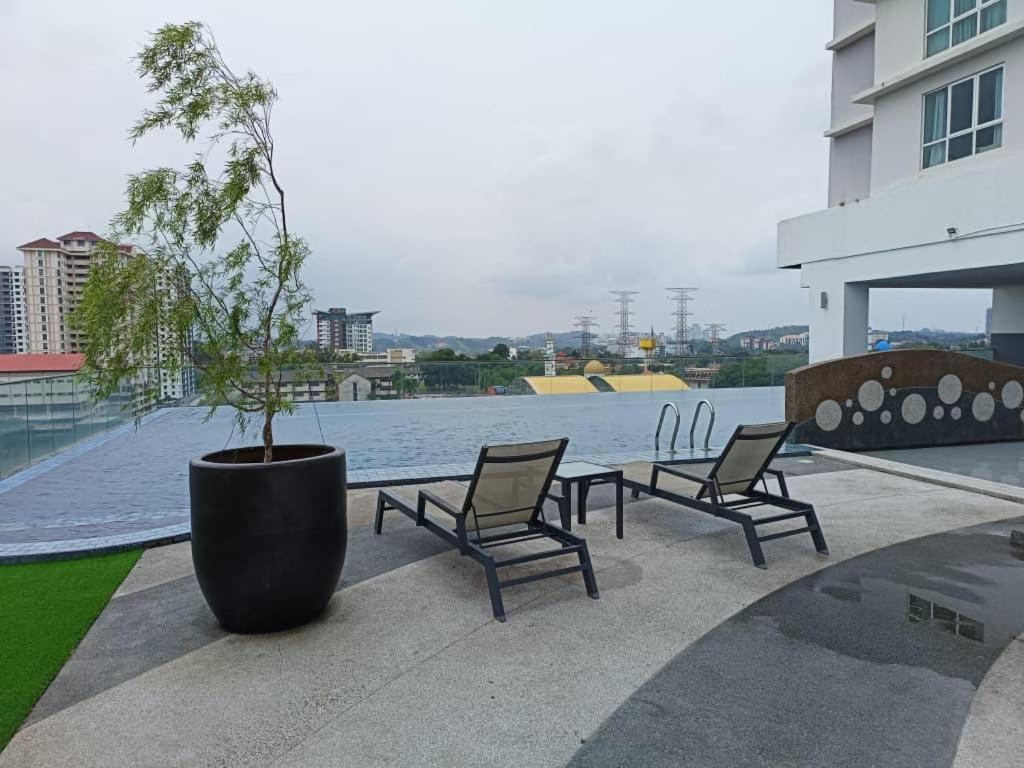 Putrajaya Bangi Serdang Homestay Exterior foto